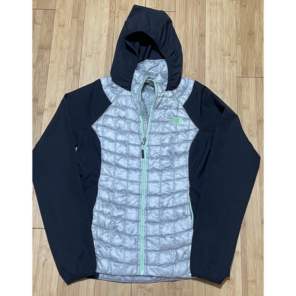The North Face Thermoball Puffer Jacket | Women’s Size XS | Black & Silver